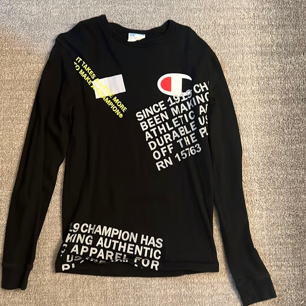 Champion Long Sleeve shirt